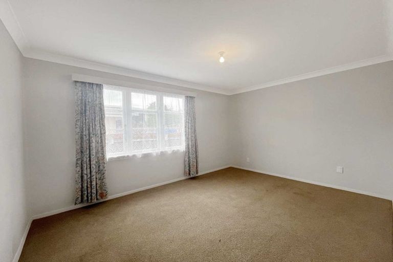 Photo of property in 122 Linton Street, West End, Palmerston North, 4410