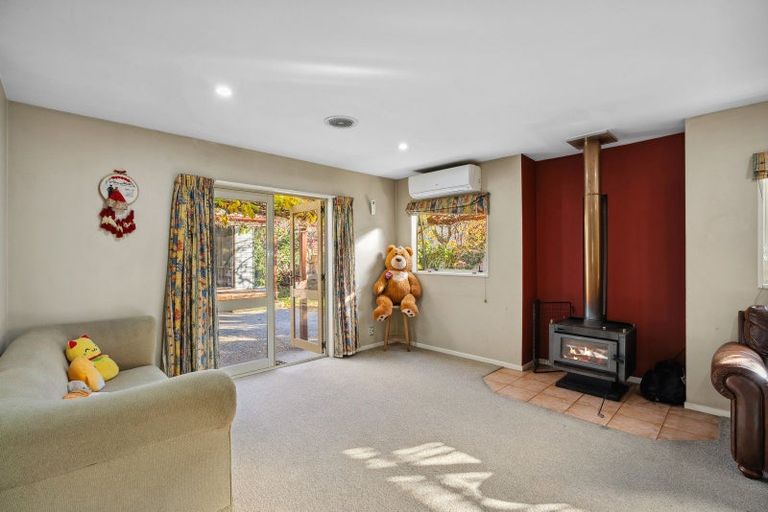 Photo of property in 54 Elm Tree Avenue, Frankton, Queenstown, 9300