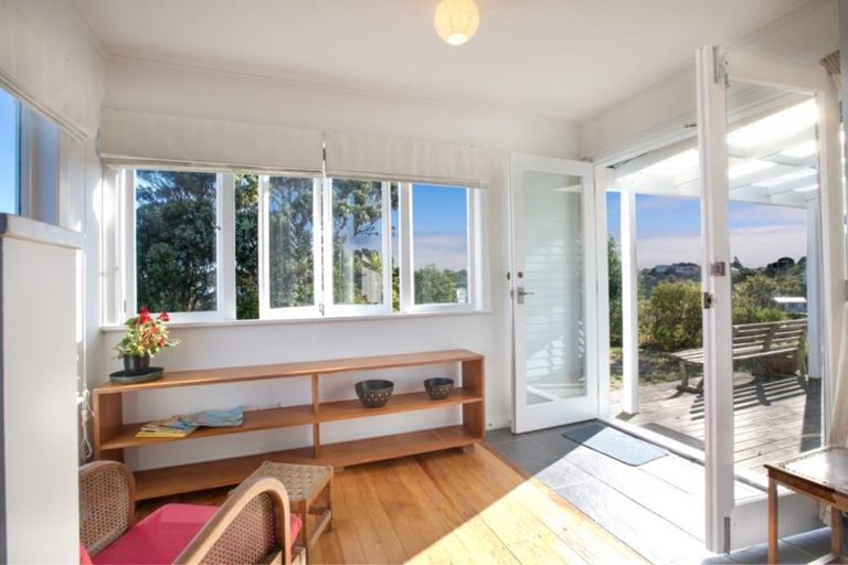 Photo of property in 60 Hornsey Road, Melrose, Wellington, 6023
