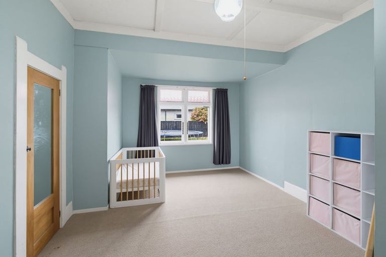 Photo of property in 1213 Caroline Road, Mayfair, Hastings, 4122