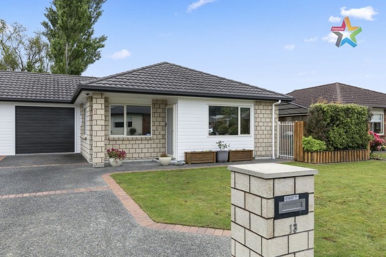 Photo of property in 13 Woodland Mews, Wainuiomata, Lower Hutt, 5014