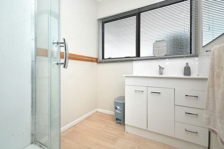 Photo of property in 3/8 Martha Lane, Weymouth, Auckland, 2103