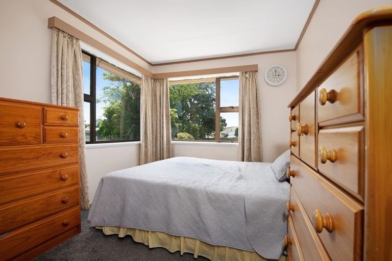 Photo of property in 83 Clyde Crescent, Roslyn, Palmerston North, 4414