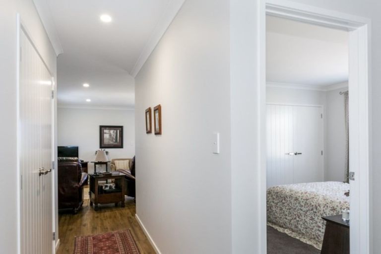 Photo of property in 27 Aparima Place, Awatoto, Napier, 4110