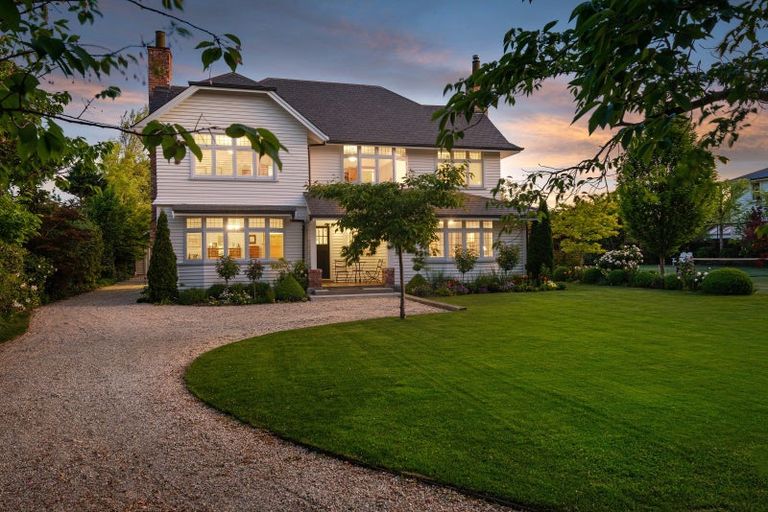 Photo of property in 72 Chapter Street, St Albans, Christchurch, 8052