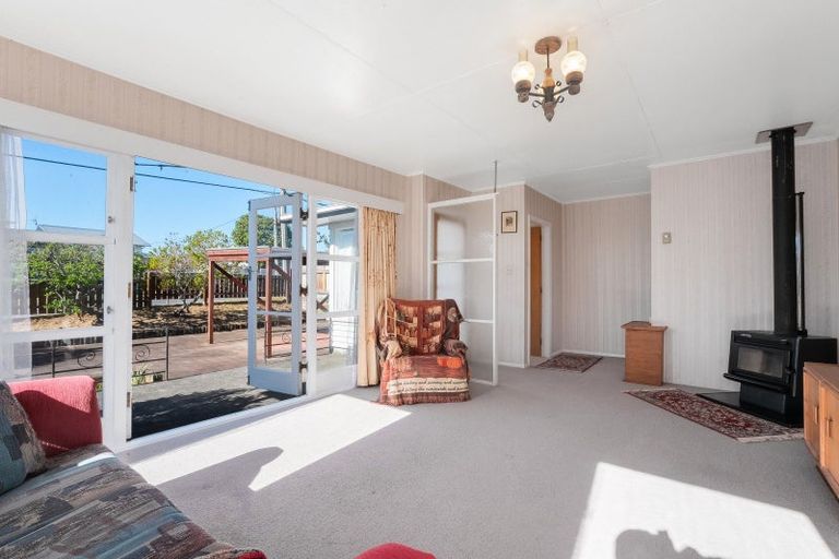 Photo of property in 21 Gray Avenue, Paraparaumu Beach, Paraparaumu, 5032
