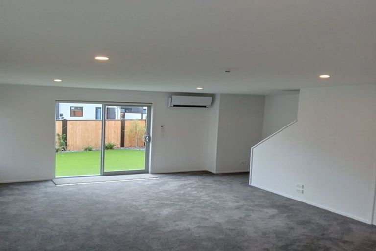 Photo of property in 1/5 Matata Place, Dallington, Christchurch, 8061