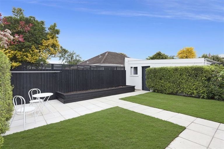 Photo of property in 1/83 Hinau Street, Riccarton, Christchurch, 8041