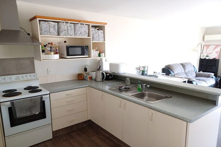 Photo of property in 2 York Tong Place, Addington, Christchurch, 8024