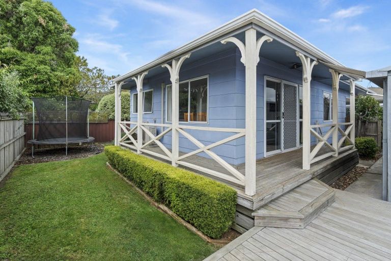 Photo of property in 2/62 Parkers Road, Tahunanui, Nelson, 7011