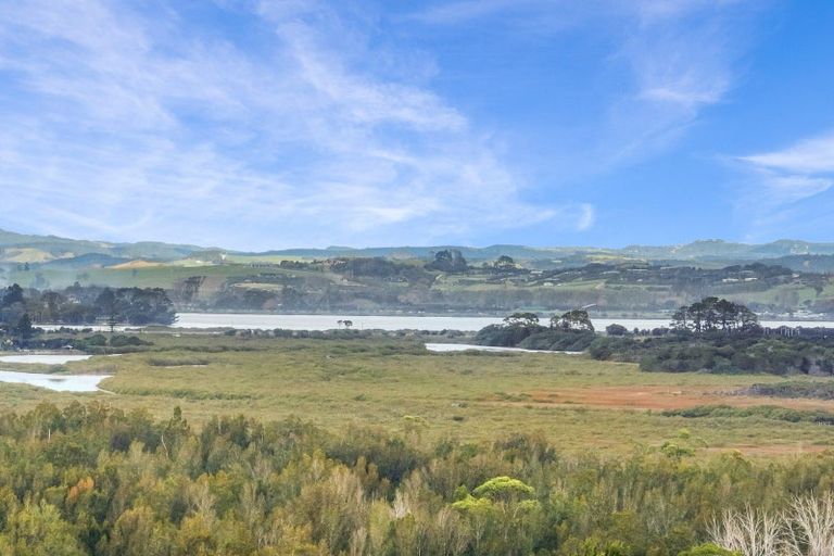 Photo of property in 1996b Cove Road, Mangawhai, 0573