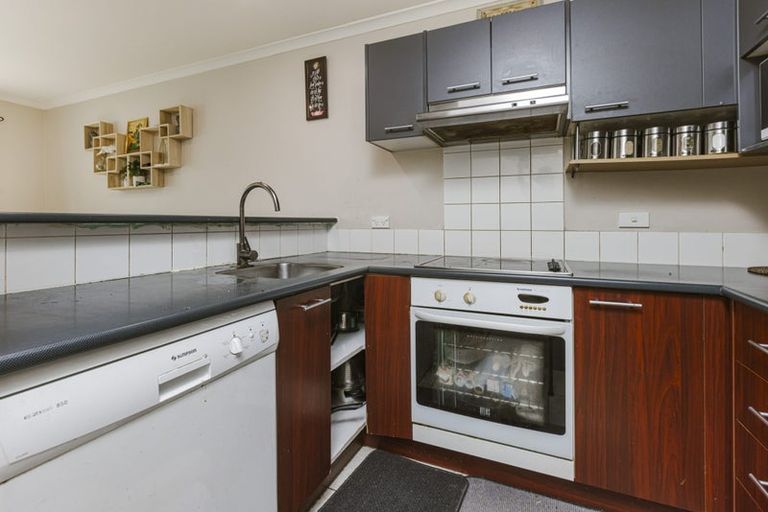 Photo of property in 20 Chapel Road, Flat Bush, Auckland, 2019