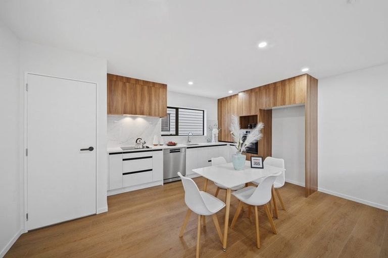 Photo of property in 6/9 Wilson Place, Papakura, 2110