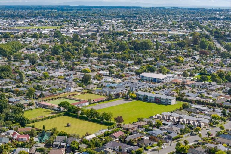 Photo of property in 13 Kowhai Terrace, Saint Martins, Christchurch, 8022