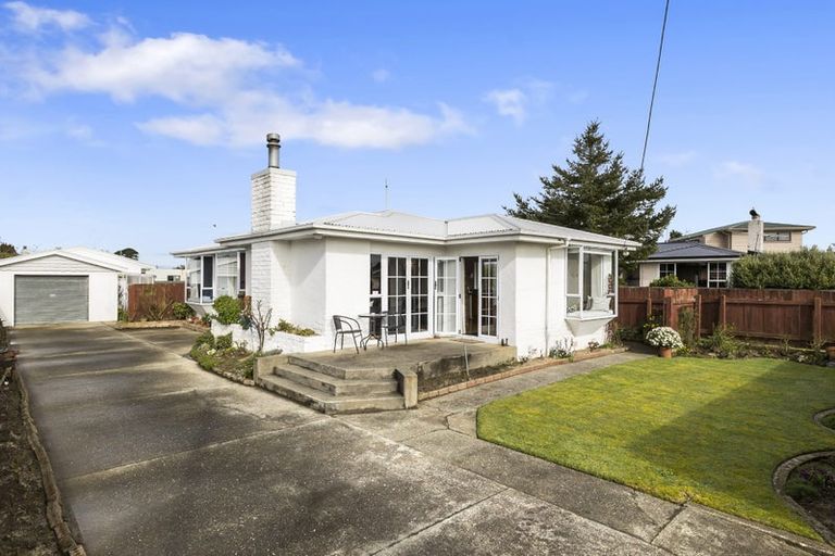 Photo of property in 137 Bay Road, Grasmere, Invercargill, 9810
