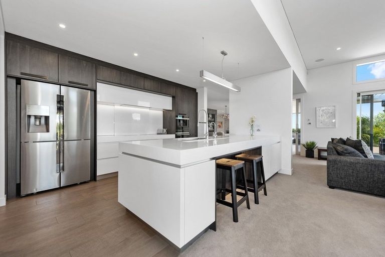 Photo of property in 133 Lake Crescent, Hamilton Lake, Hamilton, 3204