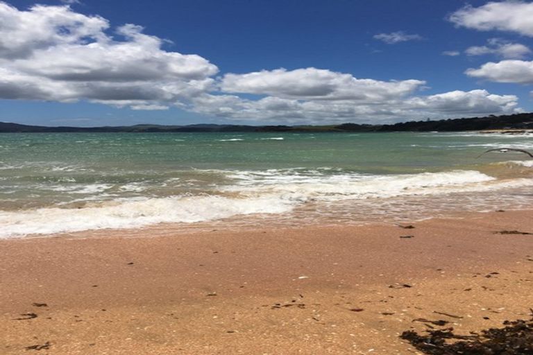 Photo of property in 86 Stratford Drive, Cable Bay, 0420