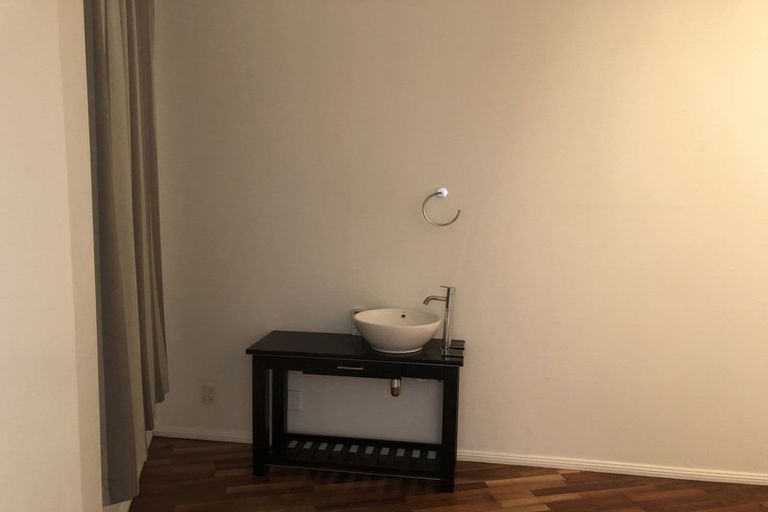 Photo of property in 8/310 Tinakori Road, Thorndon, Wellington, 6011