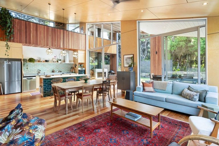 Photo of property in 3 Bush Point Road, Kerikeri, 0294