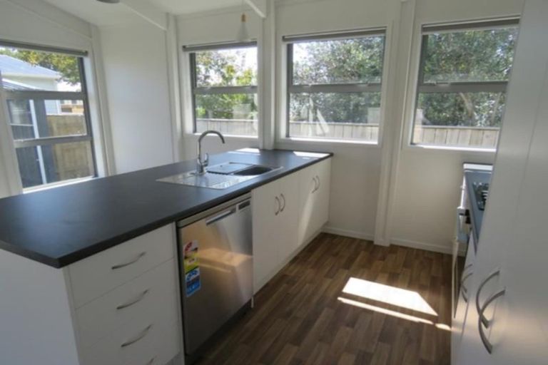 Photo of property in 6b Walsh Road, Westown, New Plymouth, 4310