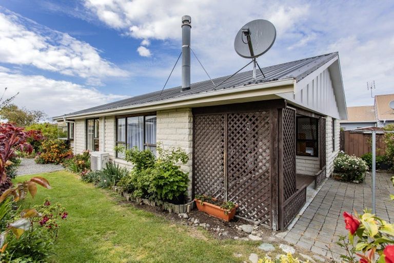 Photo of property in 39 Seadown Crescent, Amberley, 7410