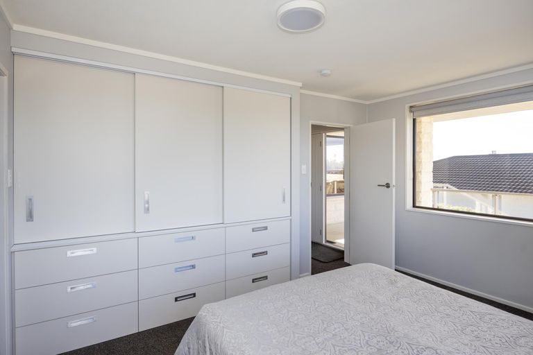 Photo of property in 2 Solway Street, Holmes Hill, Oamaru, 9401