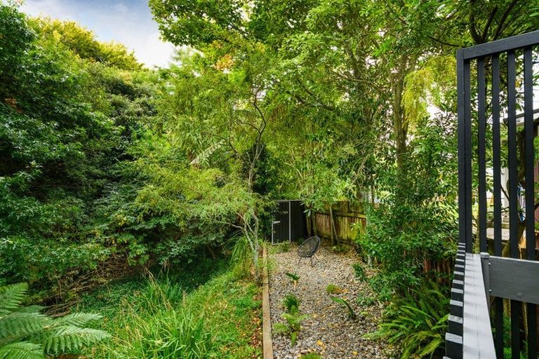 Photo of property in 161 Victoria Avenue, Hokowhitu, Palmerston North, 4410