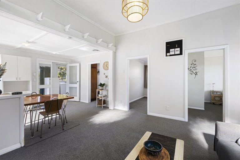 Photo of property in 59 Romilly Street, Westport, 7825