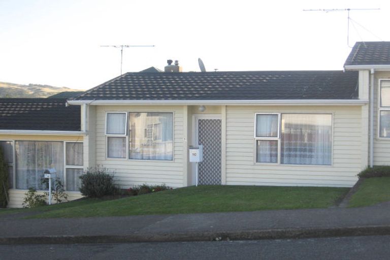 Photo of property in 1c Herewini Street, Titahi Bay, Porirua, 5022