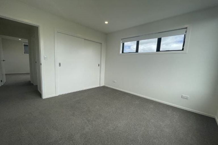 Photo of property in 15/12 Tawa Road, Te Atatu Peninsula, Auckland, 0610