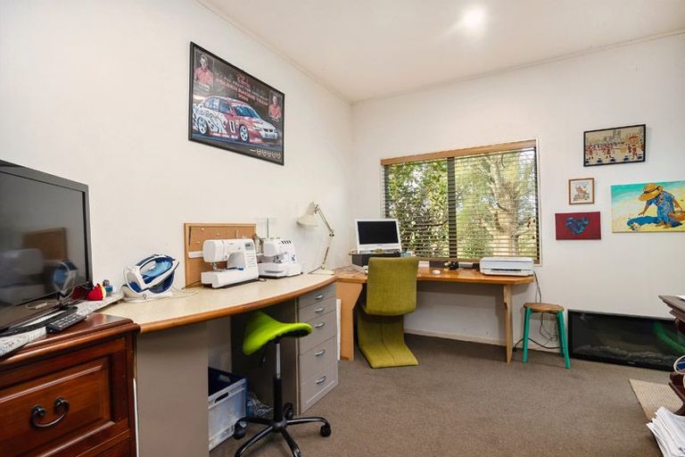 Photo of property in 37 Wilsons Road, Saint Martins, Christchurch, 8022