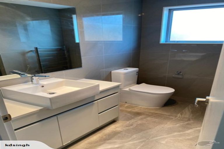 Photo of property in 27 Drumbuoy Drive, Flat Bush, Auckland, 2019