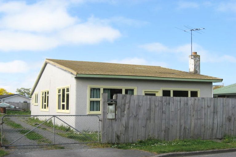Photo of property in 16 Broom Street, Kaiapoi, 7630