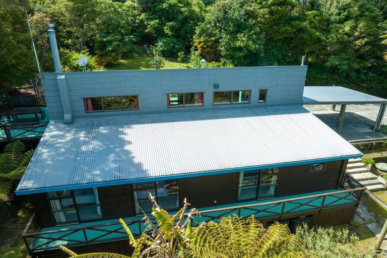Photo of property in 23 Scoresby Street, Opua, 0200