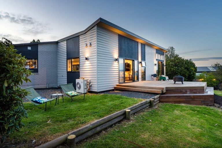 Photo of property in 20 Sproull Drive, Scroggs Hill, Dunedin, 9076