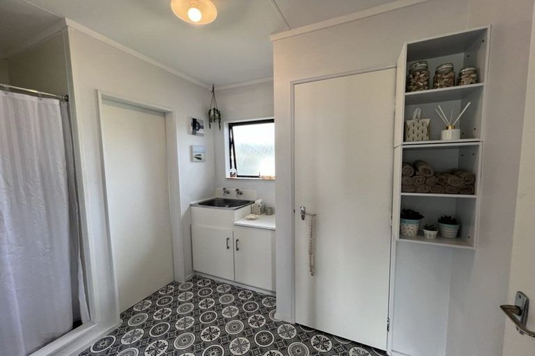 Photo of property in 11a Beach Road, Mokau, 4376