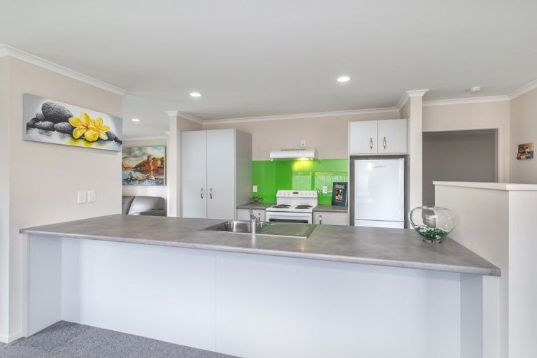 Photo of property in Trackside Villas, 54/91 Mako Mako Road, Levin, 5510