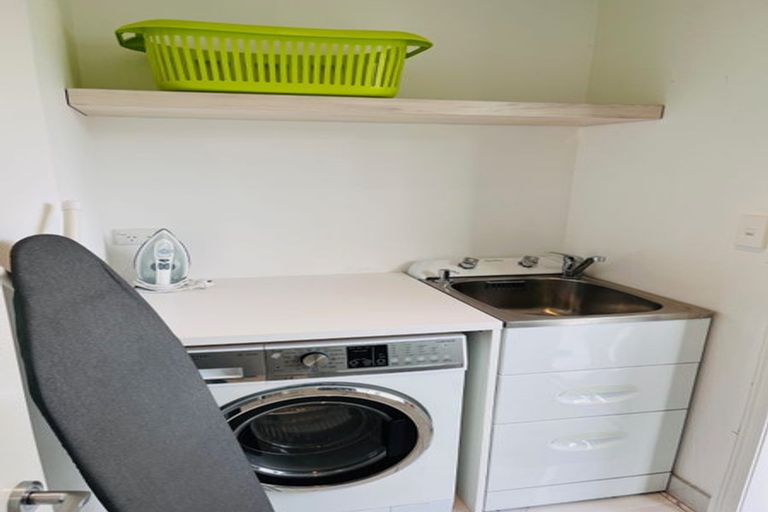 Photo of property in 5/52 Fendalton Road, Fendalton, Christchurch, 8014