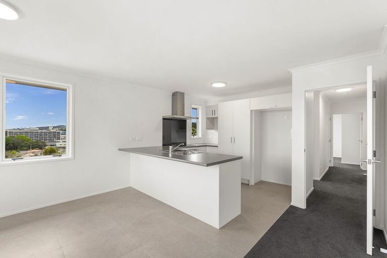 Photo of property in 17 Milla Mae Rise, Woodhill, 0110