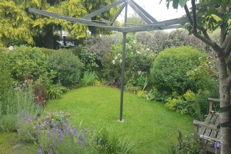 Photo of property in 4 Exeter Street, Waimate, 7924