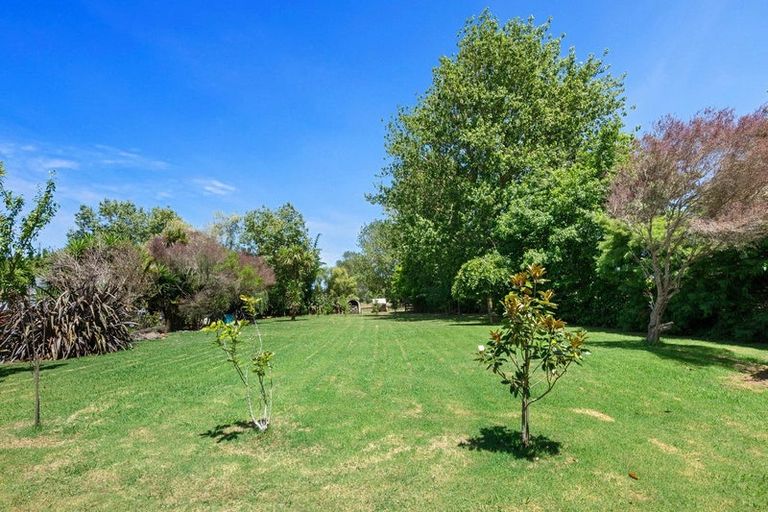Photo of property in 2179 State Highway 16, Helensville, 0875