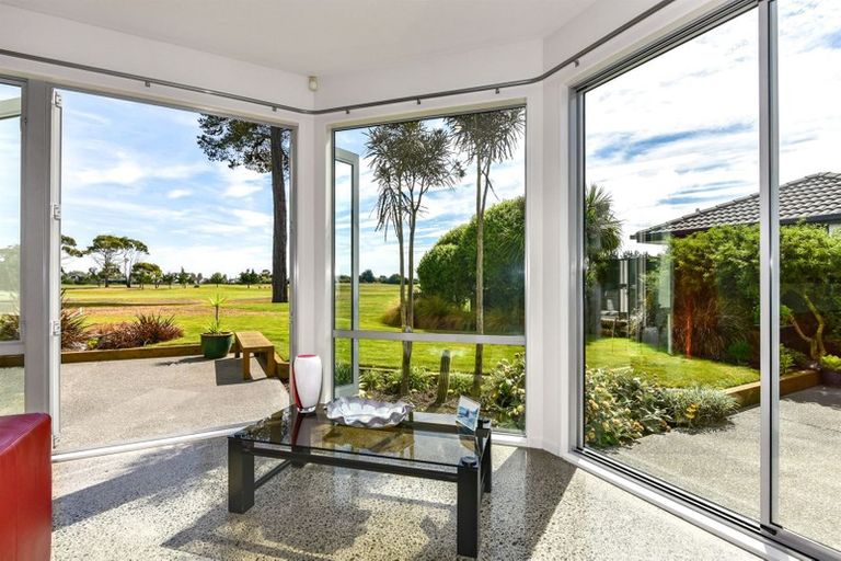 Photo of property in 18 Fishermans Rest, Waimairi Beach, Christchurch, 8083