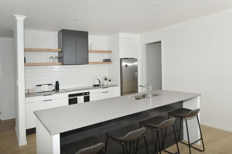 Photo of property in 62 Stace Hopper Drive, One Tree Point, 0118