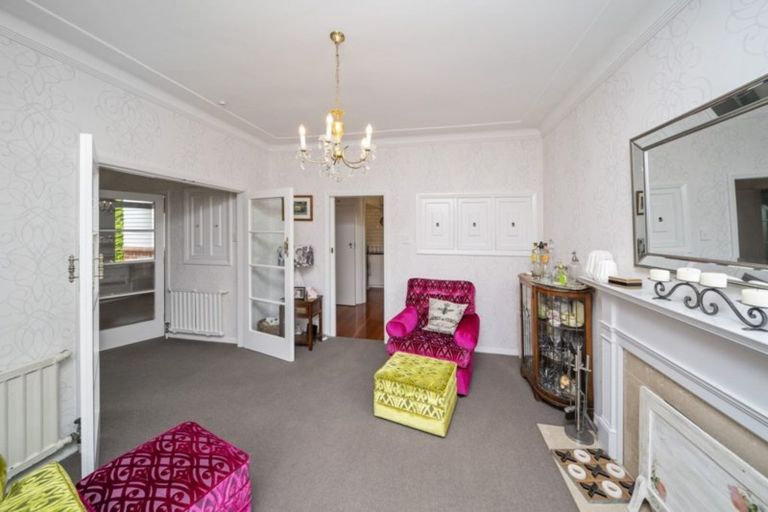 Photo of property in 15 Regan Street, Stratford, 4332