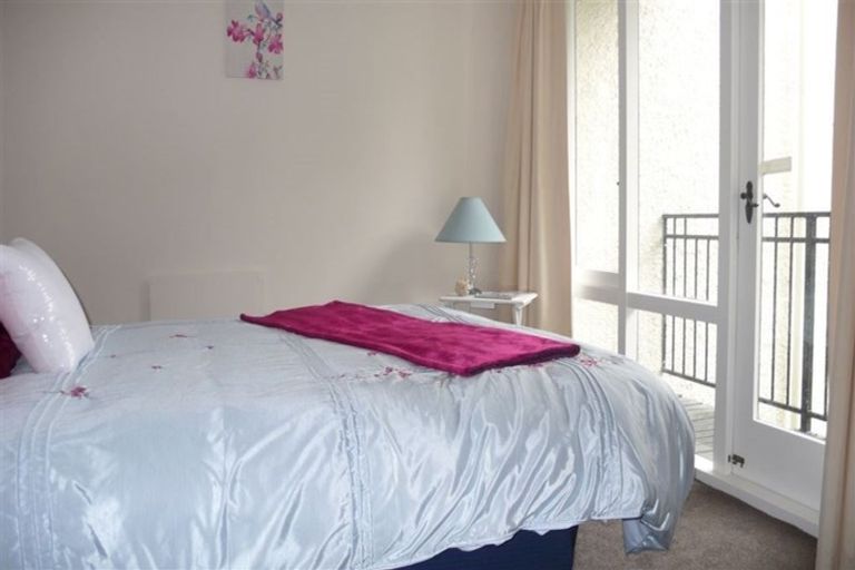 Photo of property in 2/42f Valley Road, Cashmere, Christchurch, 8022