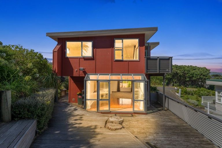 Photo of property in 3b Jeep Road, Raumati South, Paraparaumu, 5032