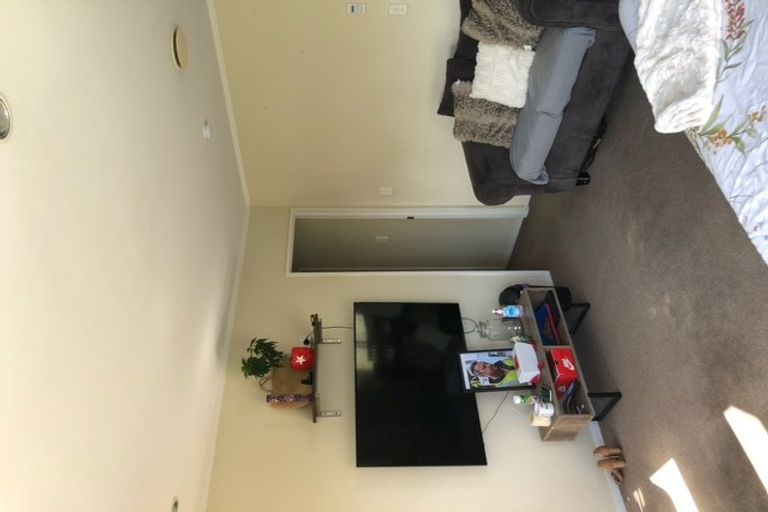 Photo of property in 56 Fernaig Street, Papakura, 2110