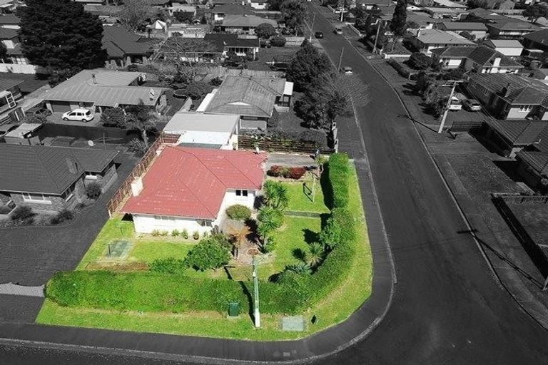 Photo of property in 1/5 Cameron Street, Papakura, 2110