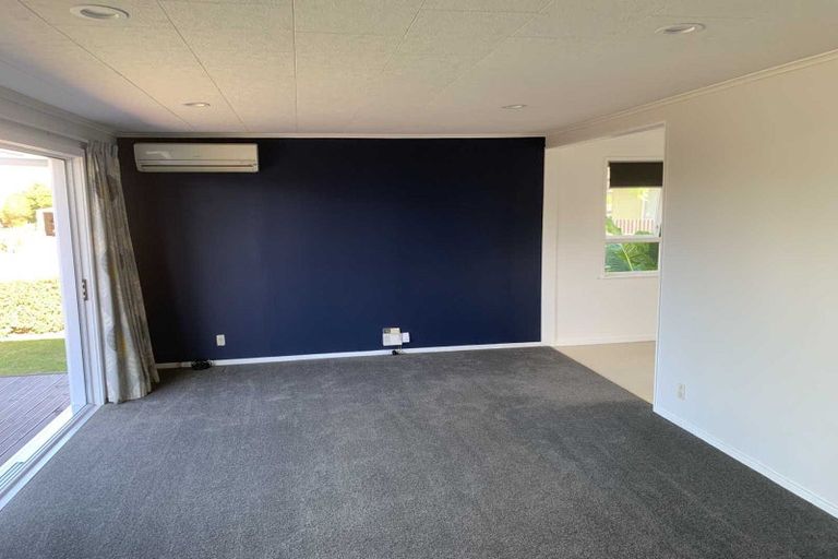 Photo of property in 17 Foster Terrace, Onekawa, Napier, 4110