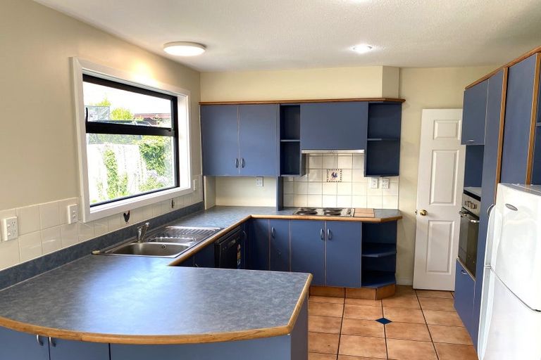 Photo of property in 16 Edgeware Road, St Albans, Christchurch, 8014